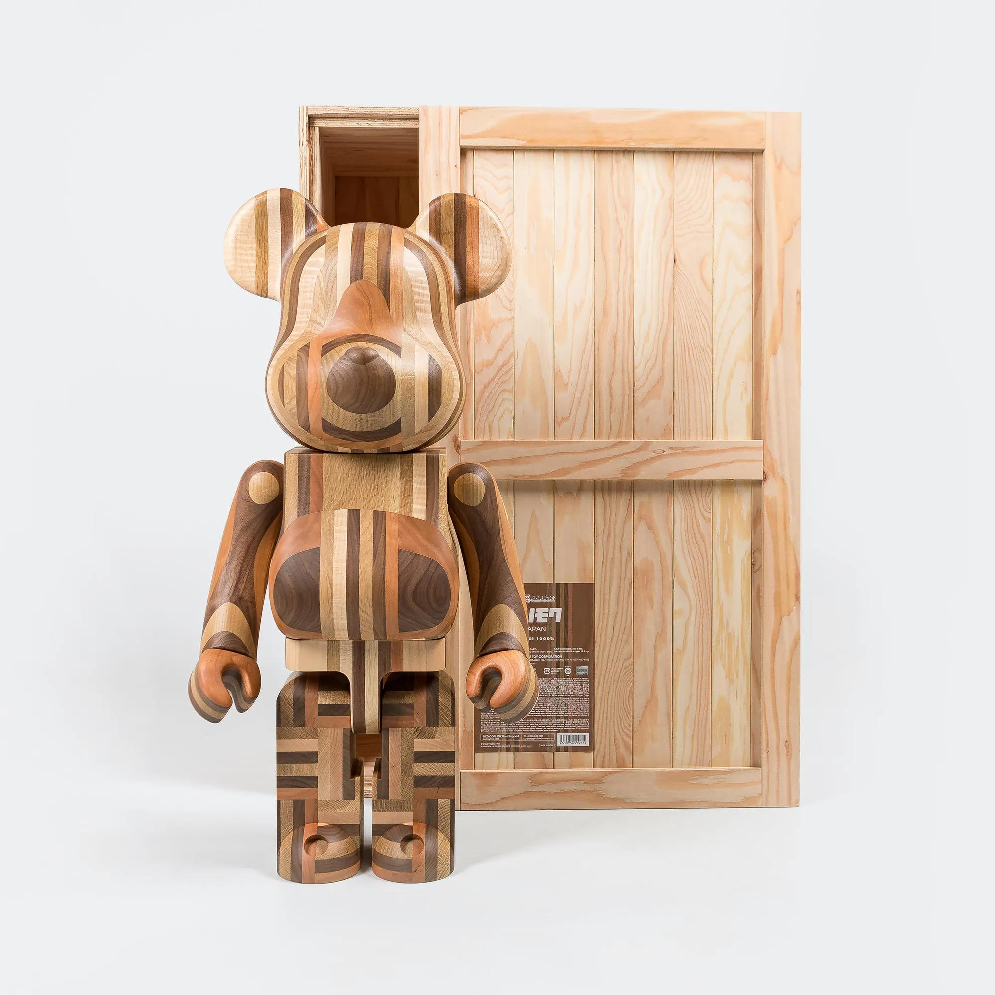 Bearbrick 1000% - Karimoku Yosegi 1